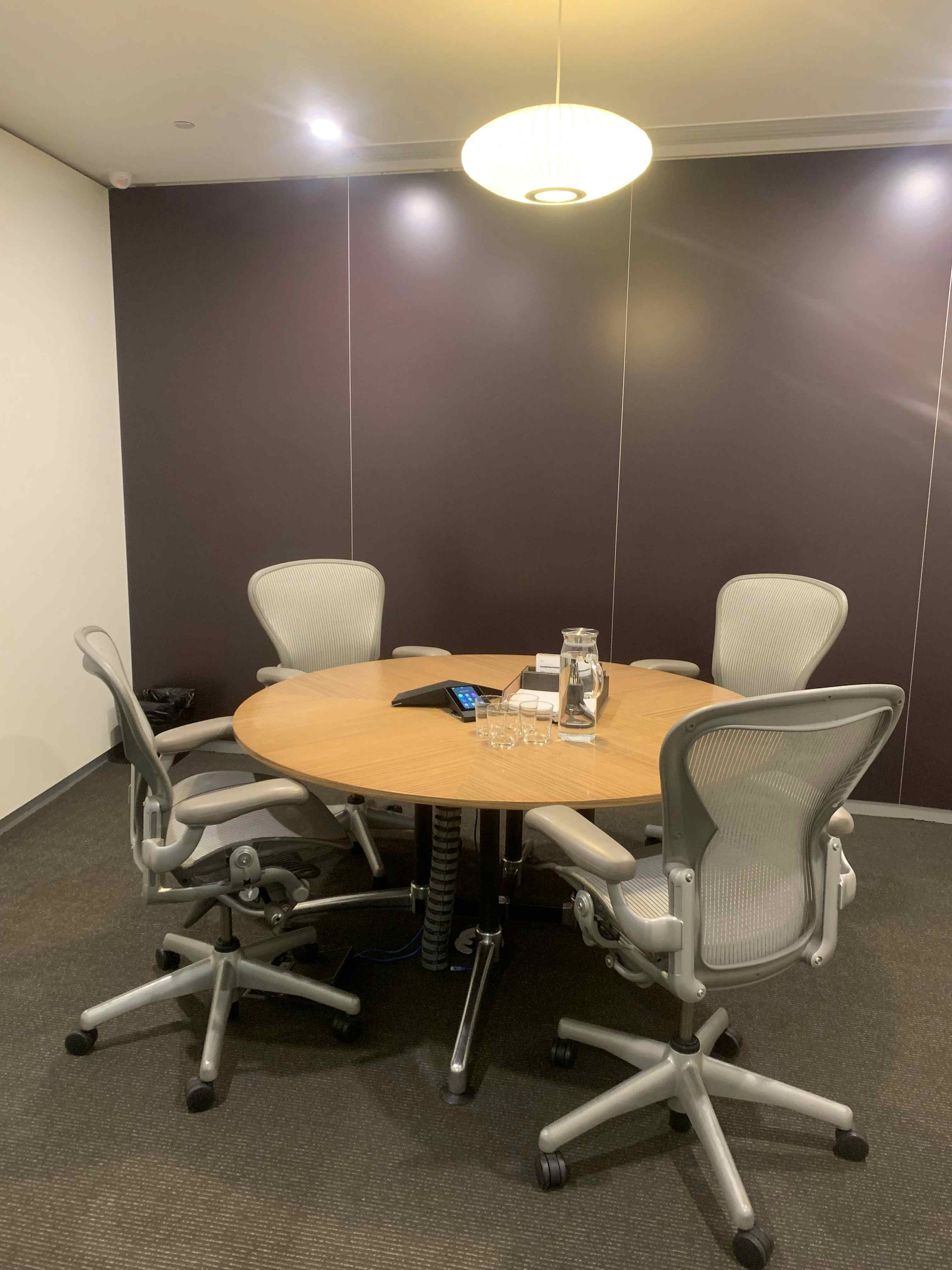 Meeting Room 33E, The Executive Centre, Australia Square